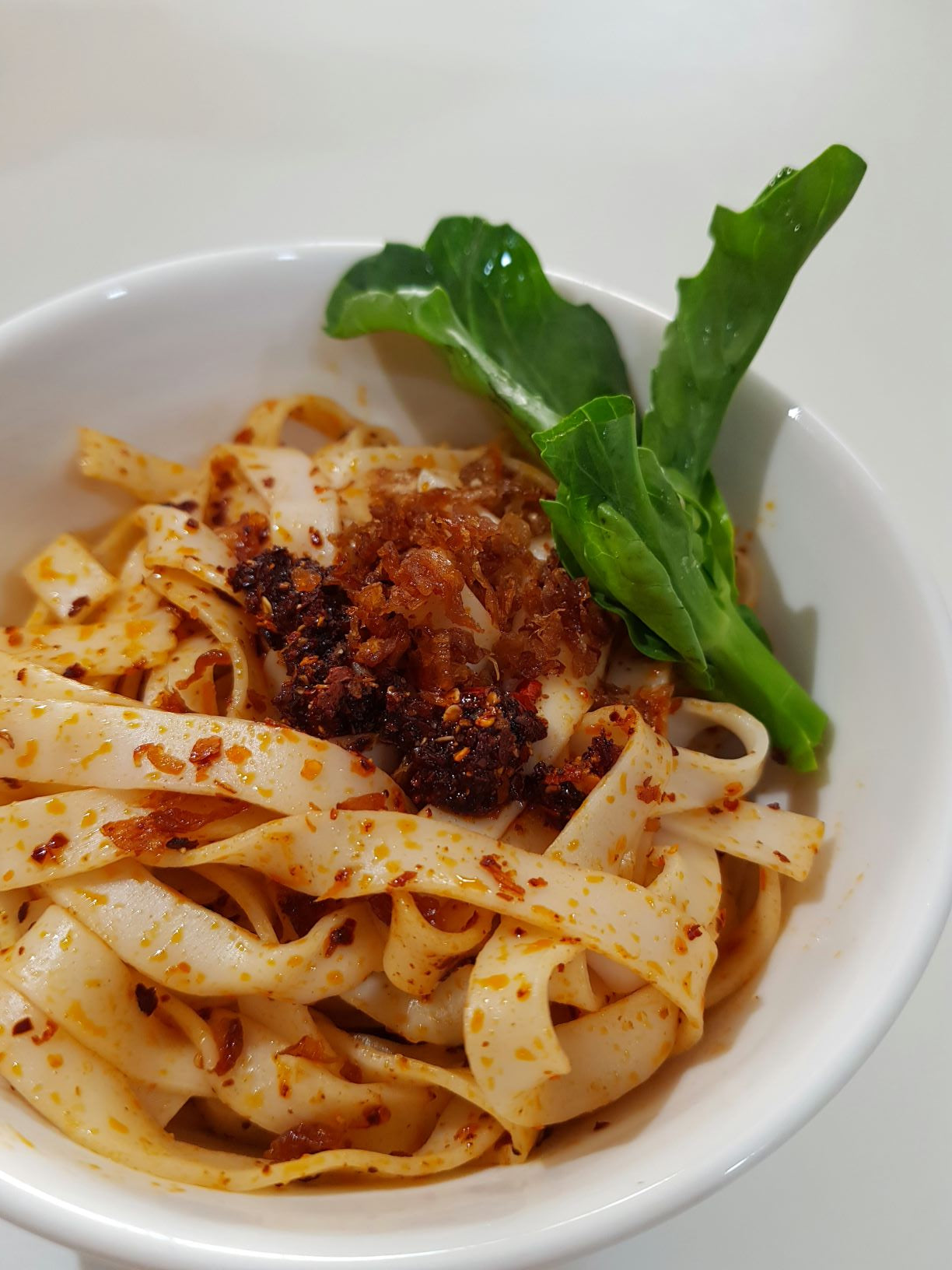 NSNL Spicy Chilli Pan Mee Noodles with Fried Radish (Vegetarian) 香辣菜脯板INTRODUCTION Brand: No Spicy No Life Product: Spicy Chili Pan Mee Noodles with Fried Radish 香辣菜脯板面 (For one serving) Taste: Hot & Spicy, Chewy and Springy Pan Me